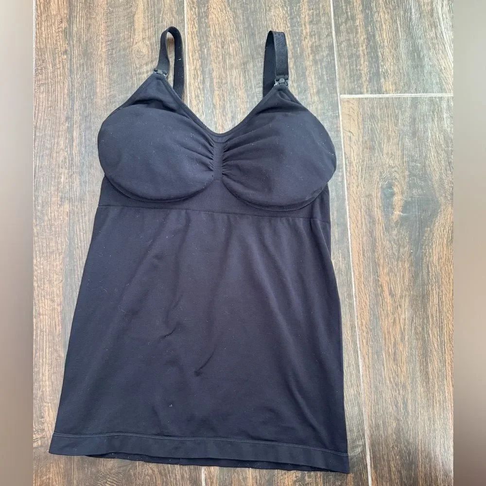 KINDRED RRAVELY  busty nursing camis built in nursing bra SZ M
